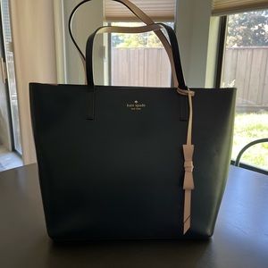 Leather Kate Spade NavyTote with Light Pink Interior